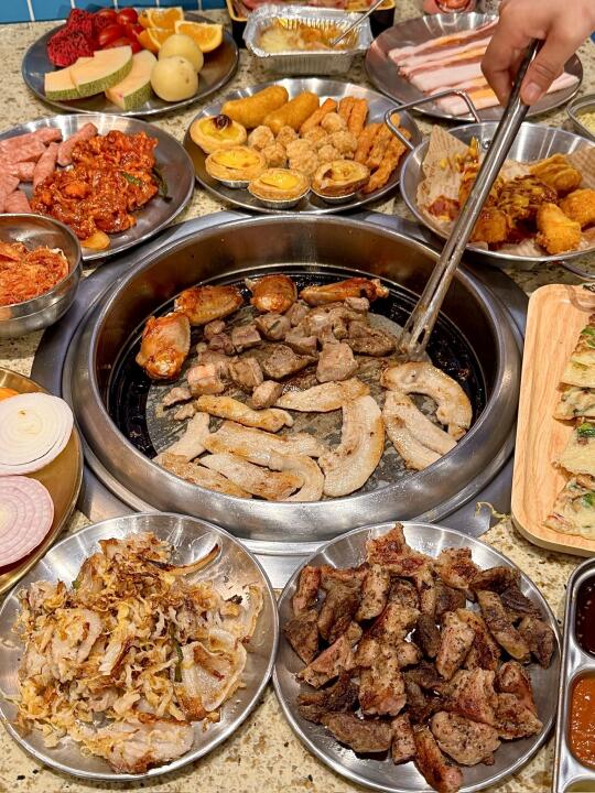 在杭州！吃到了人生自助烤肉！便宜好吃！😭