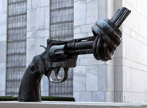 美国不禁枪，2026世界杯安全吗？ 据媒体报道：2026年4月25日，美国的白宫