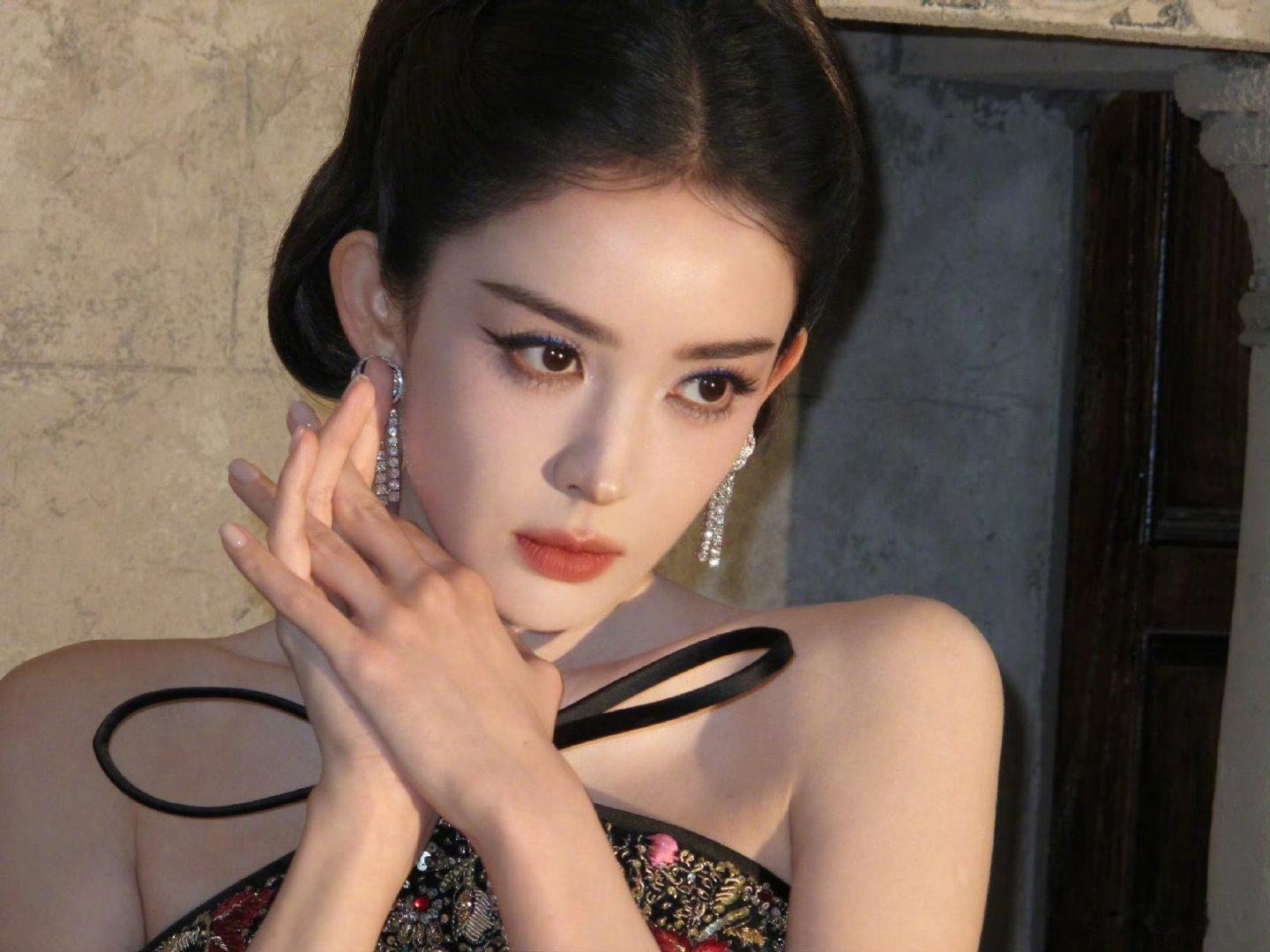 娜扎天神维娜斯妆请360度持续感受娜扎的舞步这是什么神仙画面！精致绝伦的维纳斯妆