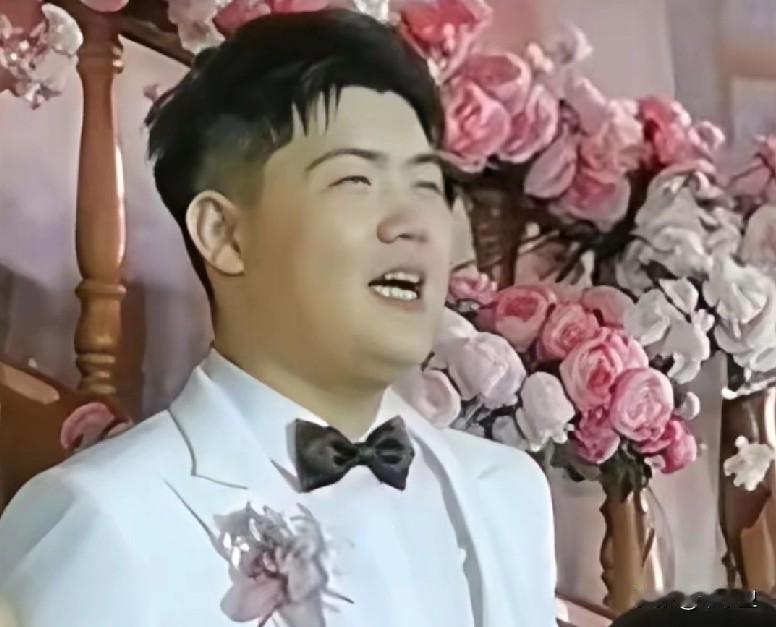 闫学晶又开始吹了，说儿子是个大帅哥，是个颜值控，网友说：闫婆卖瓜，自卖自夸闫学晶