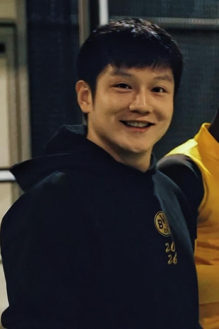 樊振东 把信仰设为壁纸，每一次点亮都充满力量 