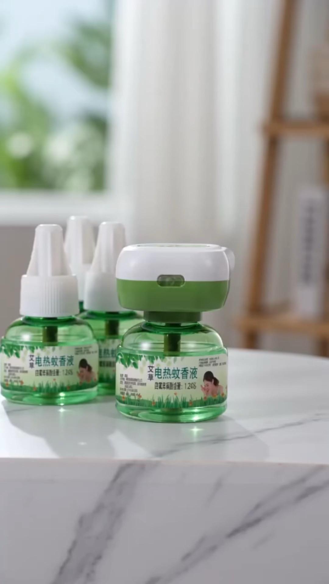 告别蚊虫骚扰！ 慕庭艾草蚊香液，强效驱蚊一抹即灵。天然艾草清香，插电即...