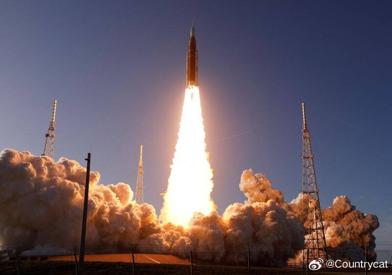 阿提米丝2号奔月“创举”出状况：太空人紧急修理马桶海外新鲜事阿提米丝2号 美国国