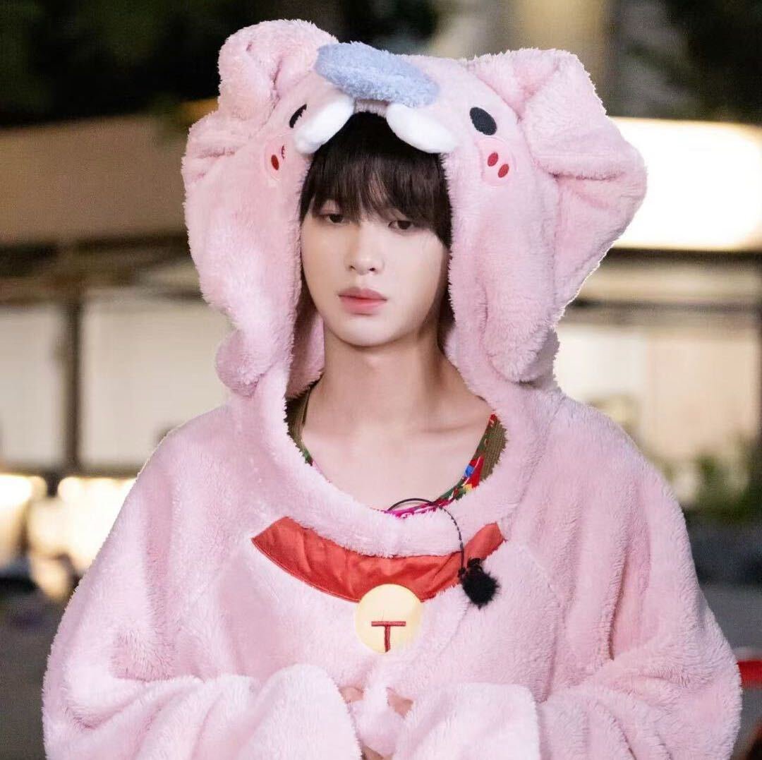 黄明昊 hmh黄明昊我的妈耶 hmh黄明昊张十一 hmh黄明昊新专辑glitch