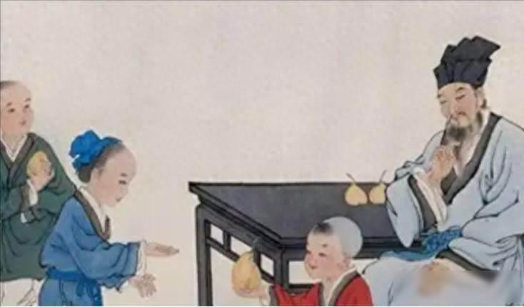 曹操欲杀孔融全族，见其幼子未跑不解，小孩9字回答成为千古名言
公元二零八年冬天，
