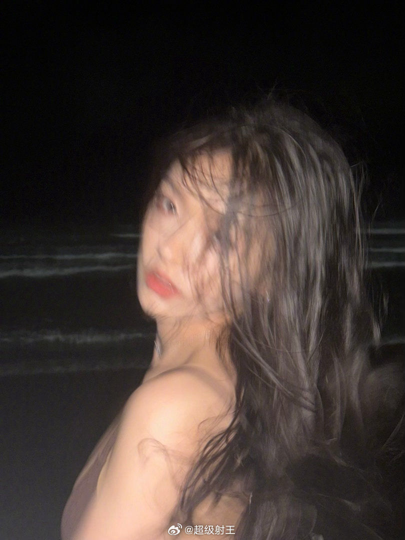 林允 