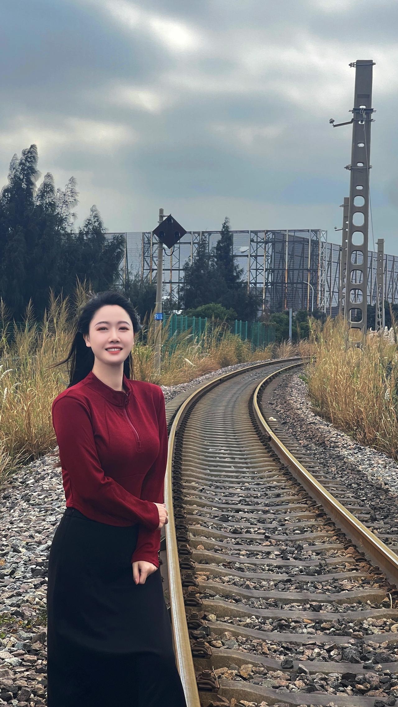 我愿意天涯海角都随你去原创视频 铁道 优雅气质 东方美