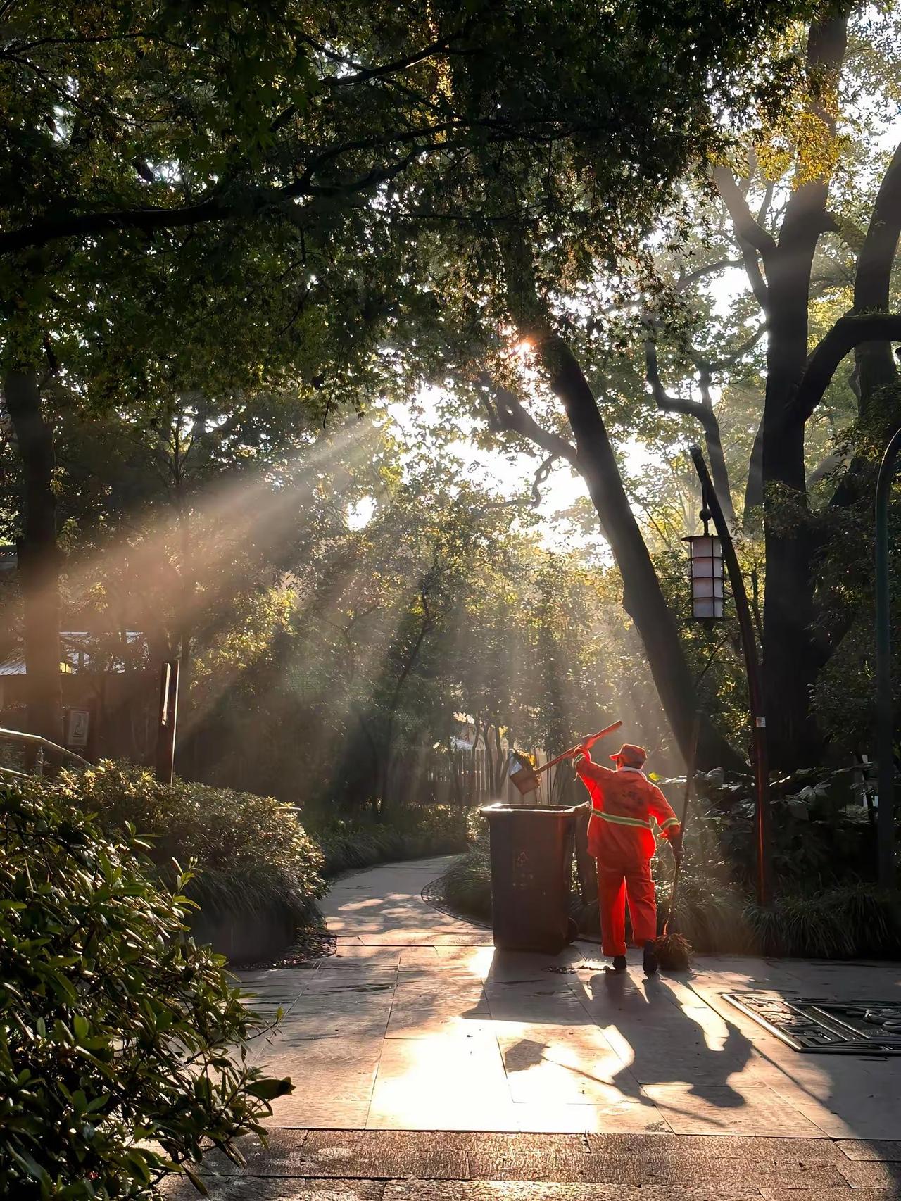 《平凡而伟大》