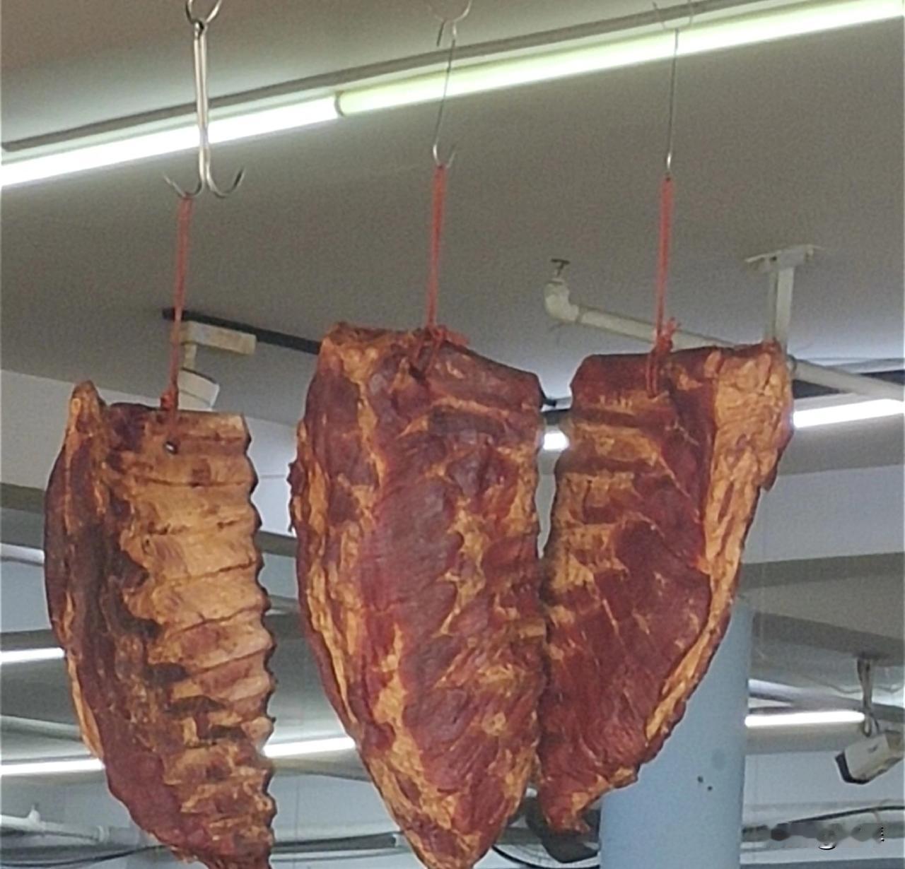 你喜欢早餐在家吃还是在外面吃？


其实无论在家吃还是在外面吃，得看情况吧，如果