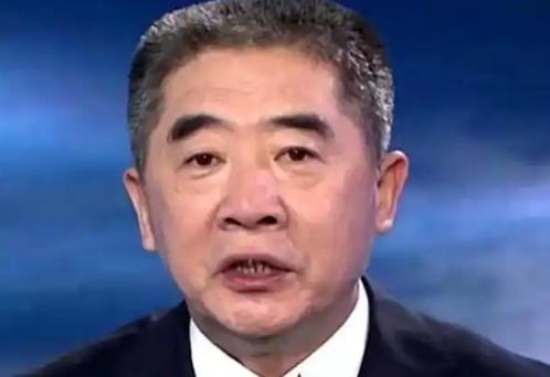 网友说军事专家杜文龙曾猛批伊朗：照这么打下去，导弹打光了，美以啥事没有，还在看笑