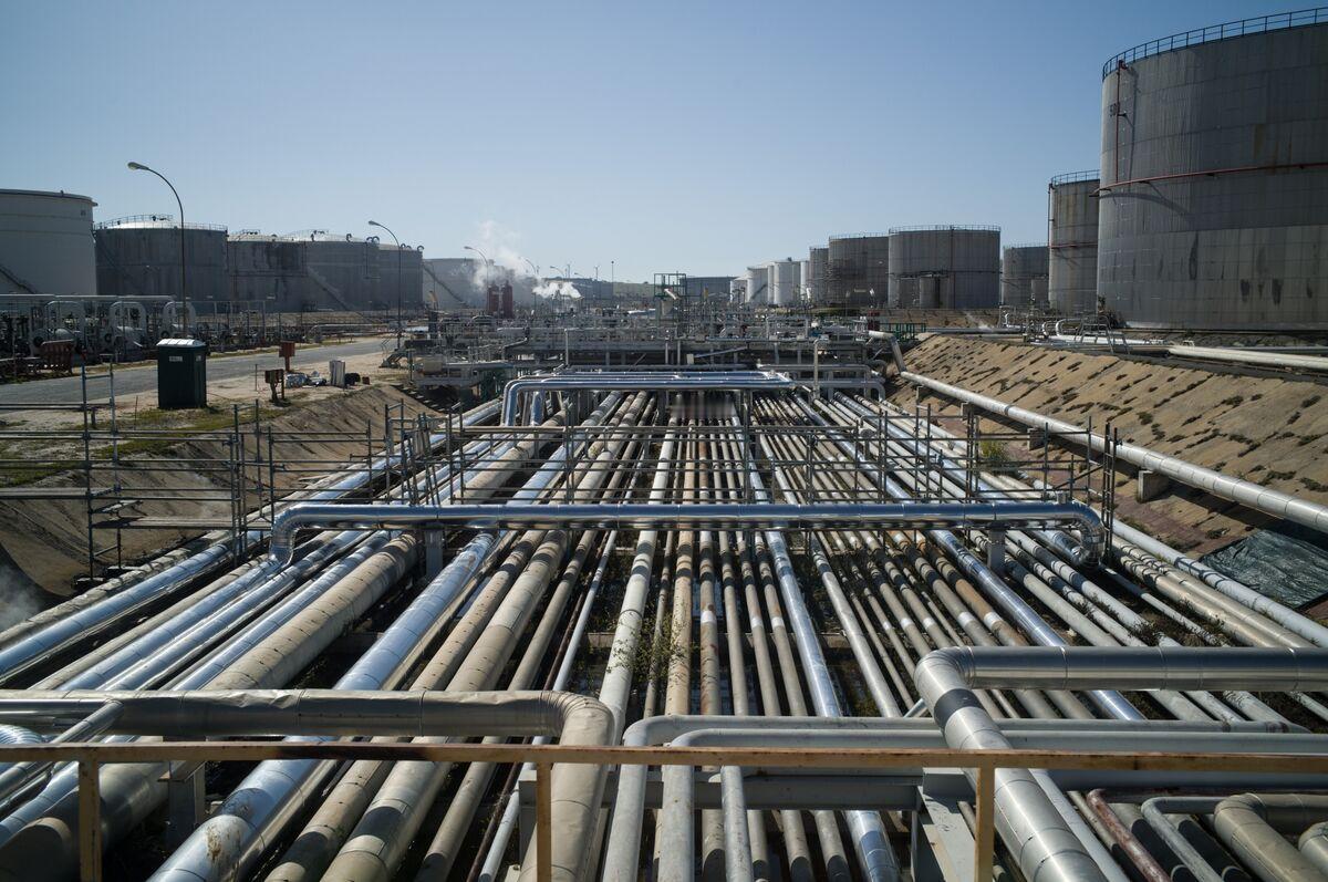 委内瑞拉封锁与俄罗斯制裁成焦点，油价上涨