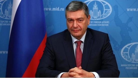 俄罗斯就是这么刚，现在全球都在愁着找石油、抢石油，说不卖给日本就不卖，日本这下也