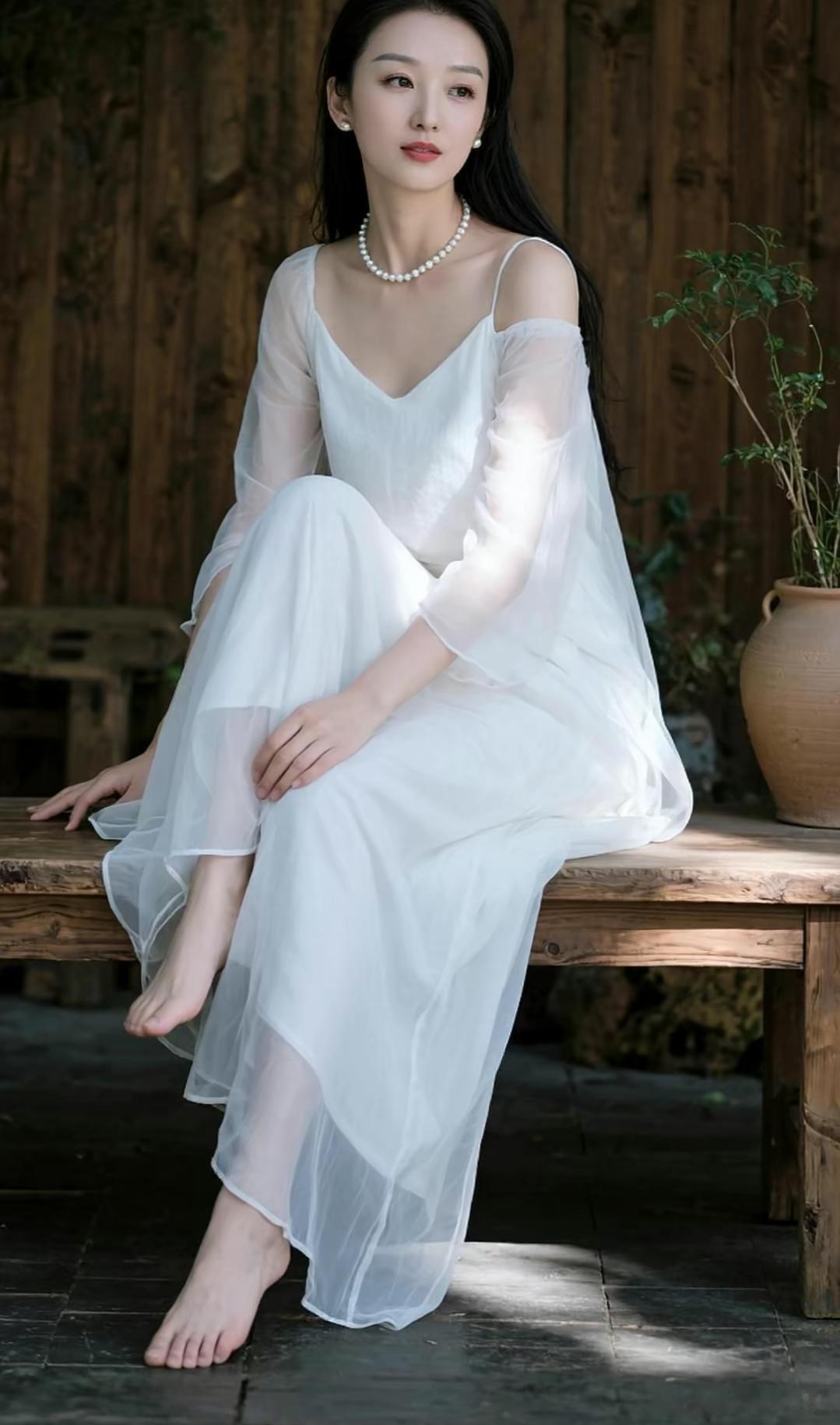 洋洋高锐·风干的稻草梦◎坐在一帘幽梦里看花花……不……语心……在……哪◎人们说…