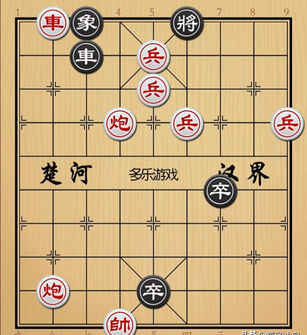 这盘棋看得人手心冒汗！
红方看着是满盘红彤彤的“富裕仗”，又是俥又是双炮还得加上
