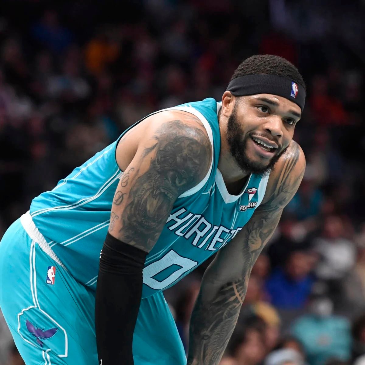 太阳队有意迈尔斯-布里奇斯后者连续两场砍下40+#转发接龙开新年##为梦想开球#