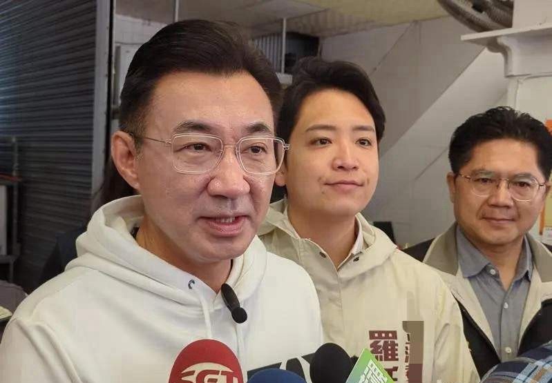 杨琼璎杠媒体 江启臣：不清楚细节针杨琼璎昨杠上媒体，江启臣今早（15日）赴北屯市