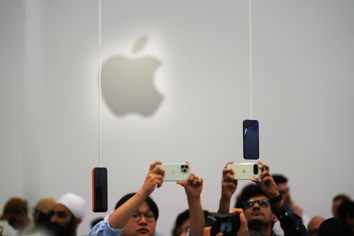 #苹果下调中国App Store佣金率#【苹果公司宣布下调中国的应用商店佣金率】