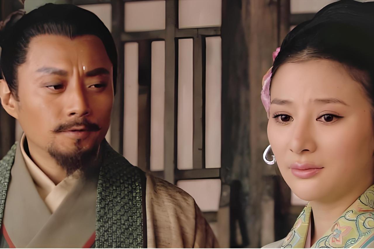 宋江为何自己不娶扈三娘?而是将她许配给矮脚虎王英，他究竟有何用意？我们知道，在《