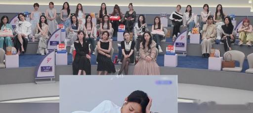 侯宇哭了 看到江语晨在VCR里为抚养权努力，如今案子被驳回，后台姐姐们鼓掌，侯宇