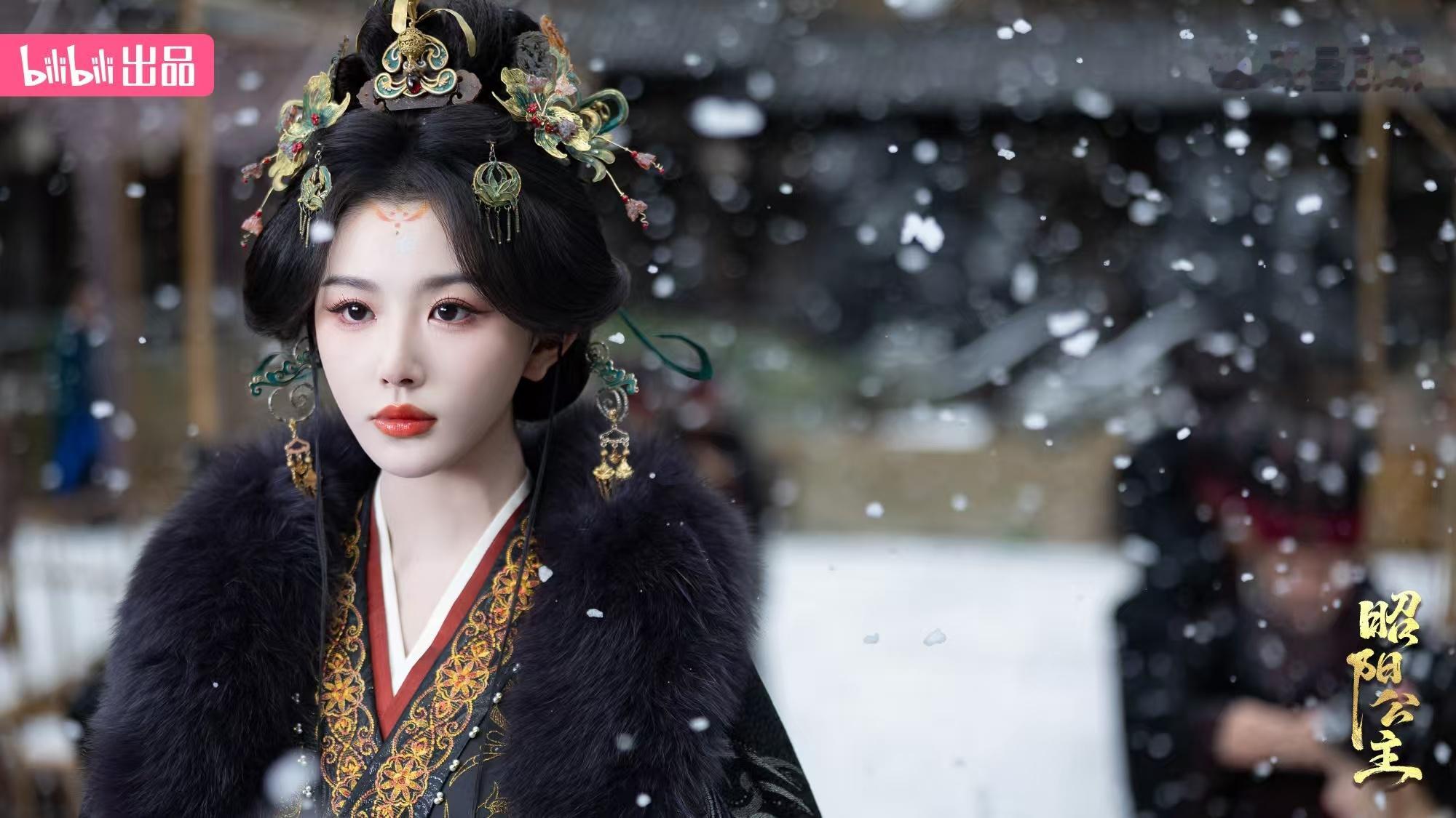 昭阳公主开播 李宏毅孔雪儿新剧第一集就圆房先婚后对峙两人互相试探拉扯，暗藏心动这