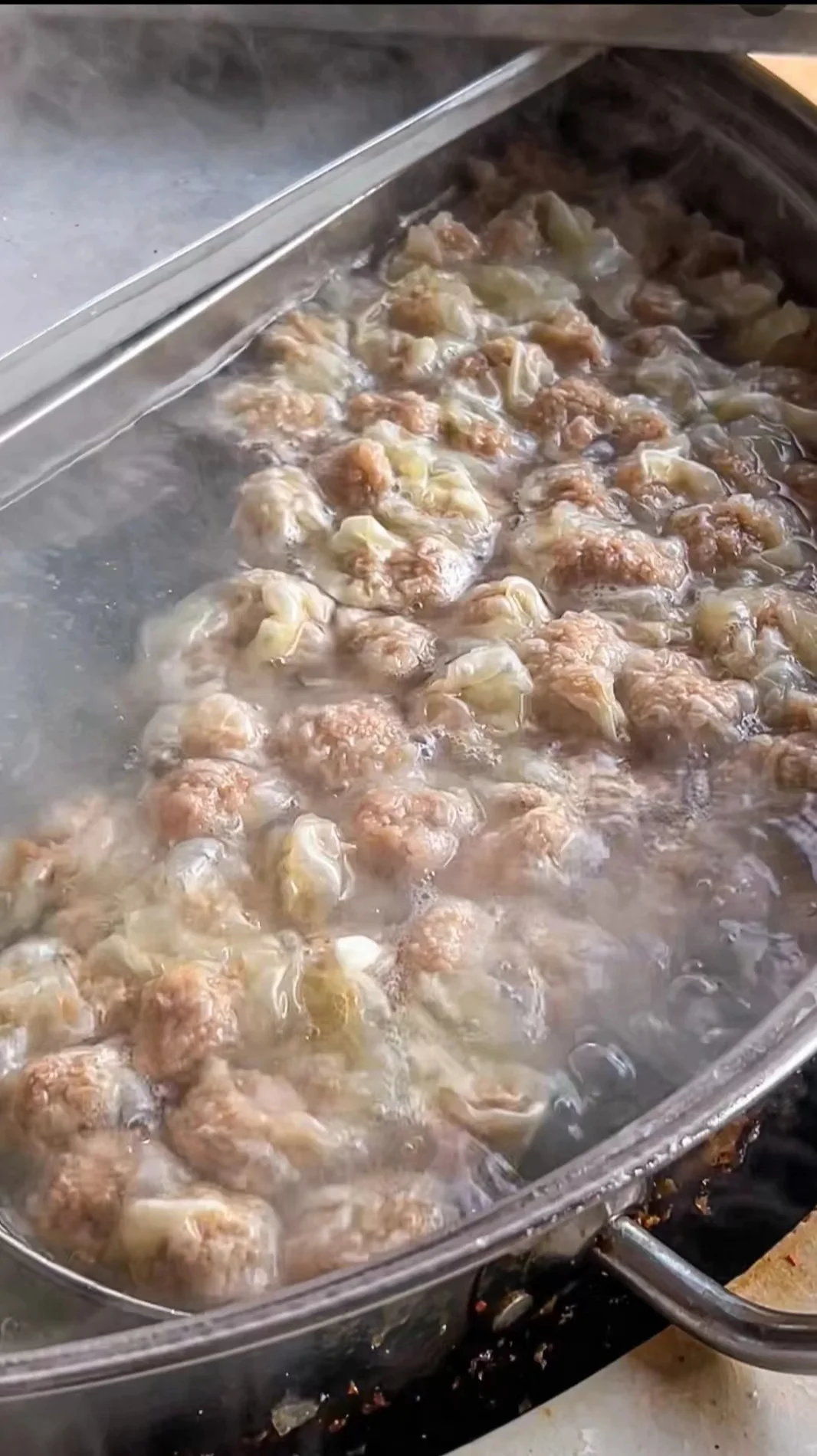 在香港🇭🇰也可以吃到闽南古早味薄皮馄饨啦