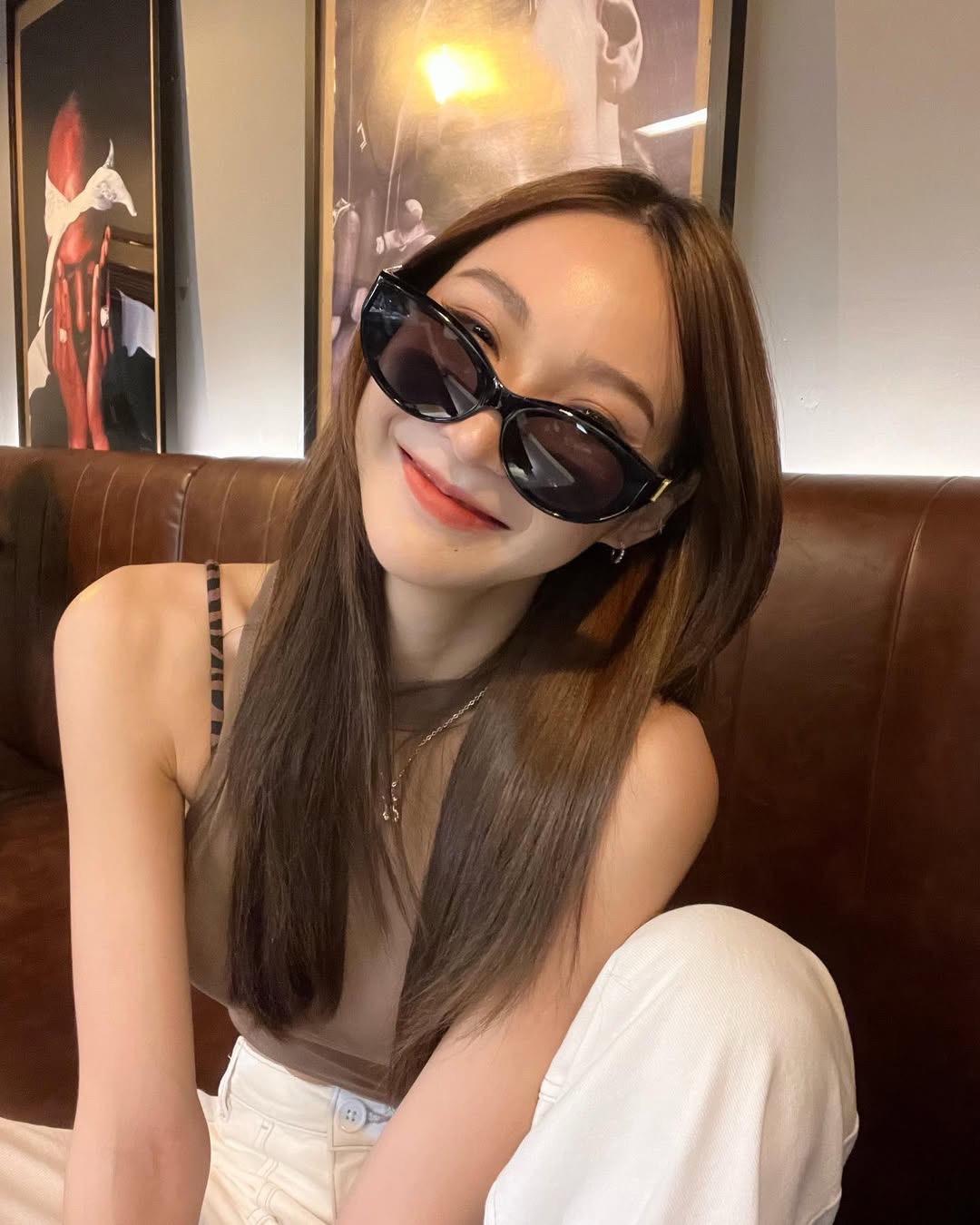 你不要整天发这些要离婚了一样的东西。要喝酒就发位置