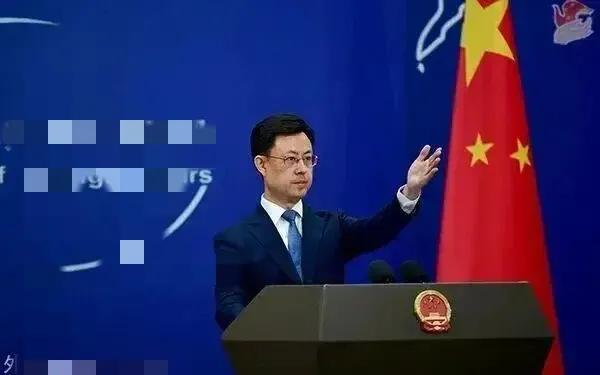 6月24日中国外交部的例行发布会上，发言人郭嘉昆透露，两名在华日本人因违反中国法