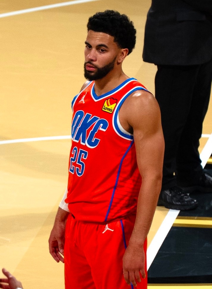 阿杰·米切尔在OKC签约至2028年，每年仅300万美元。可能是整个NBA中最好