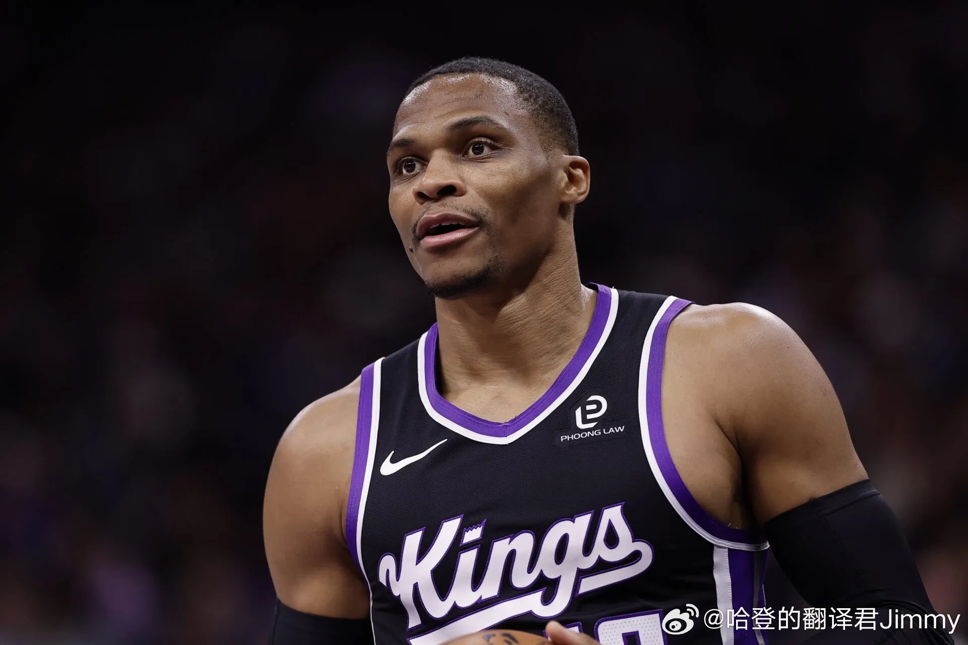 今晚威少23分16个篮板10次​​助攻还是那个三双王 ​​​