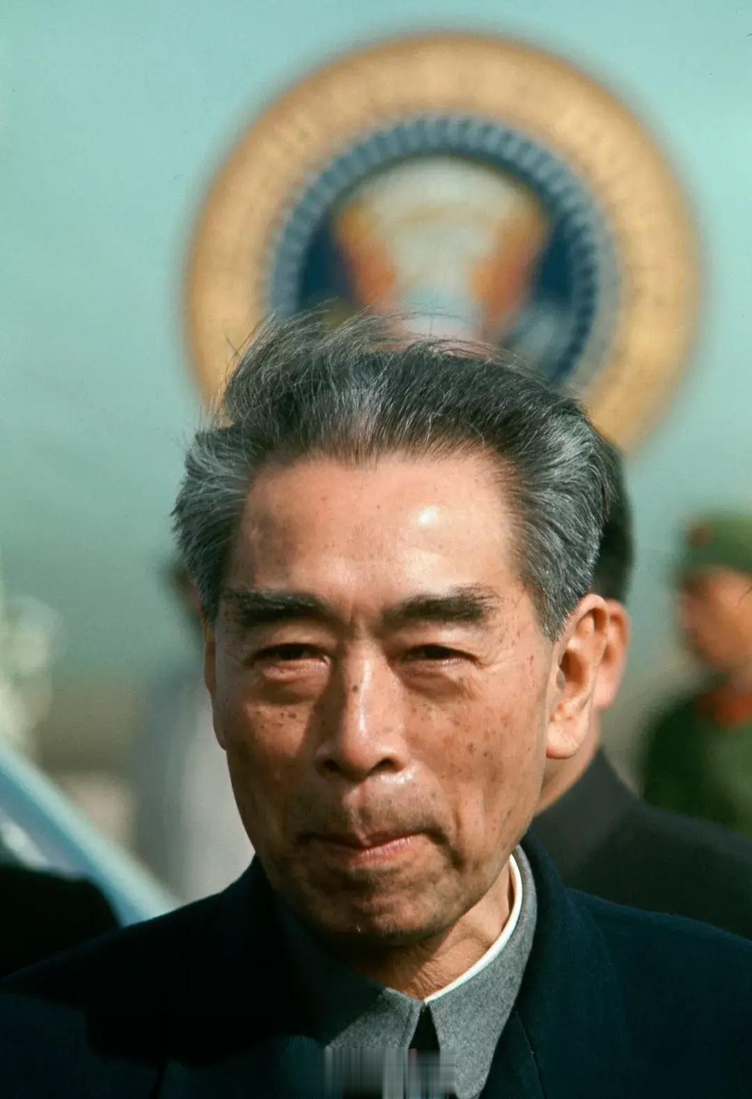 周总理的九个瞬间。[鲜花] ​​​