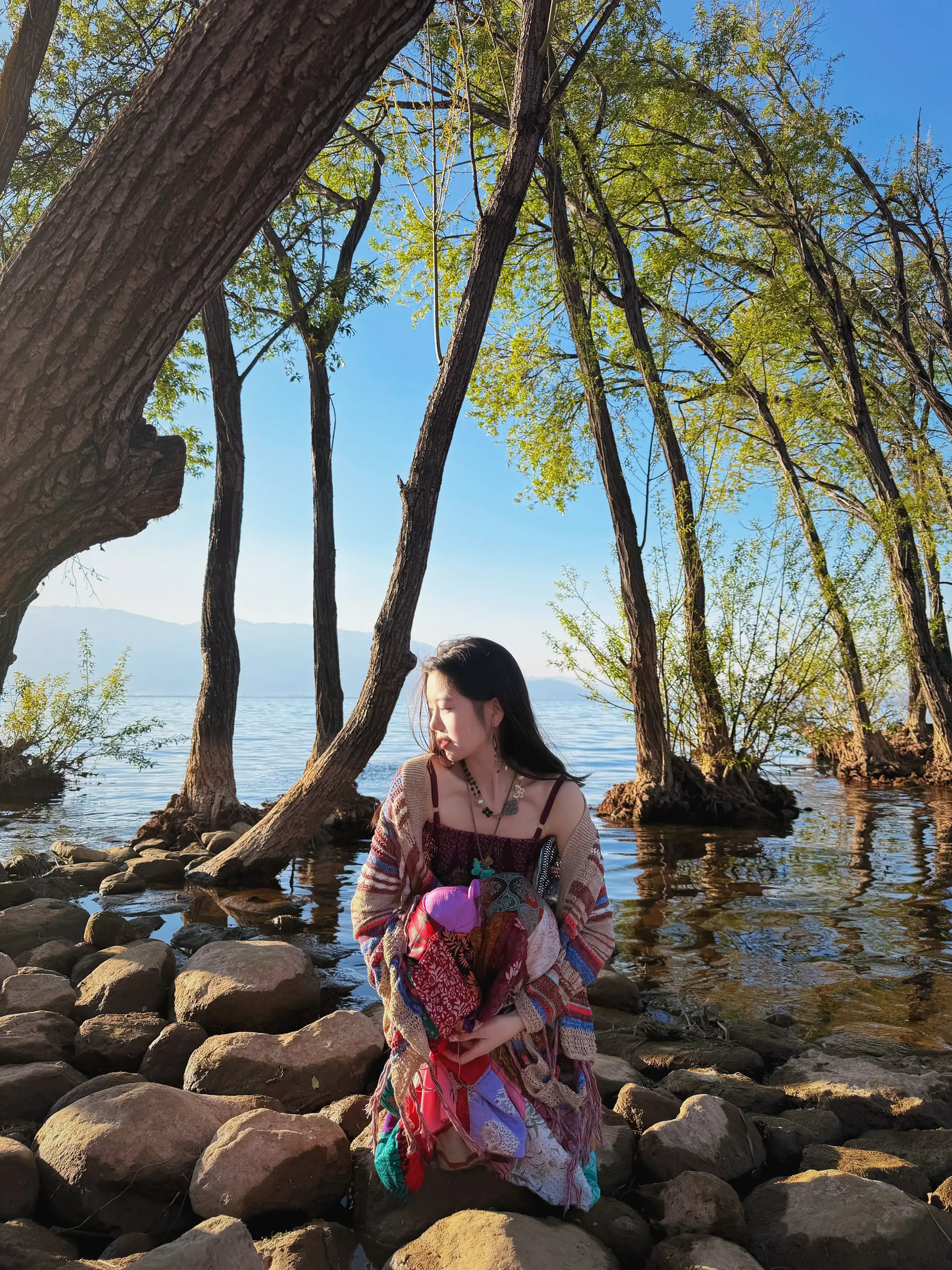 先生 有情饮水饱是骗小姑娘的.