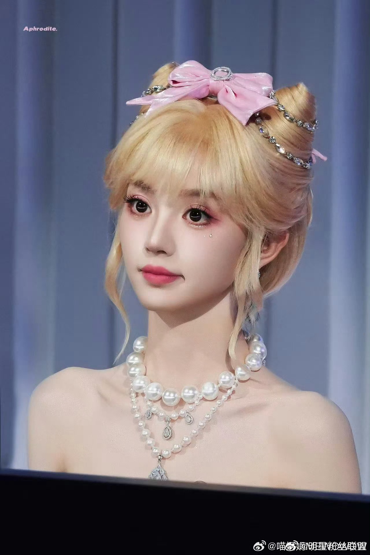 喵娲娲愚人节许愿真的灵了 愚人节到，喵小爱一日站长营业中！踩中许愿池楼层的幸运粉