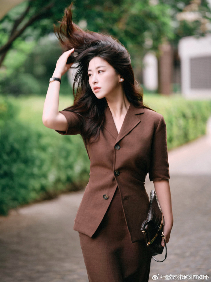 朱珠谈女演员花期 看许蜜语仿佛看到了现实里的成熟女性，真实、立体、不完美却无比动