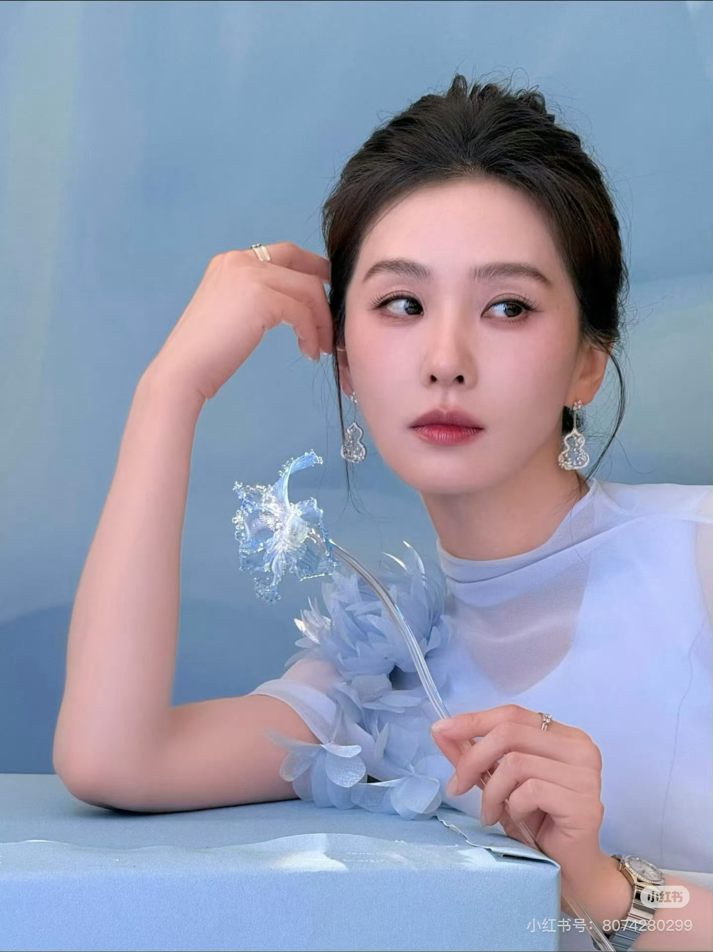 刘诗诗现身淘宝直播十周年盛典姐姐好美好美！！！ 