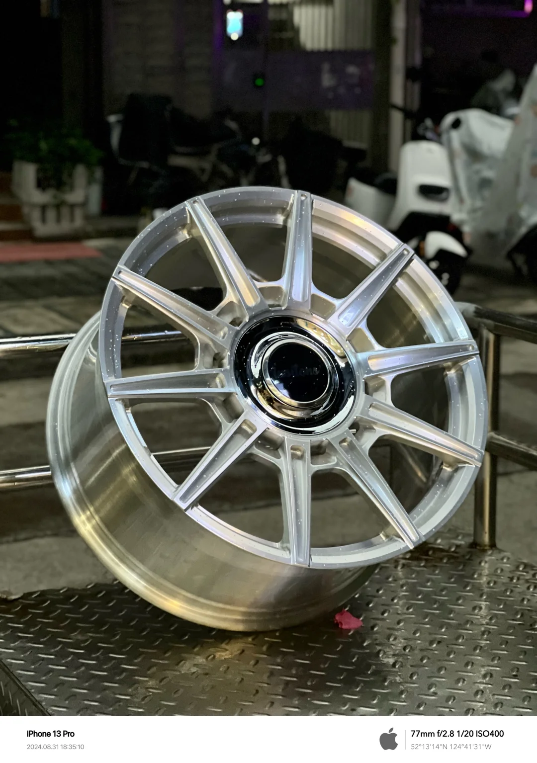 新品CS-09，庸雅粗壮的张力感