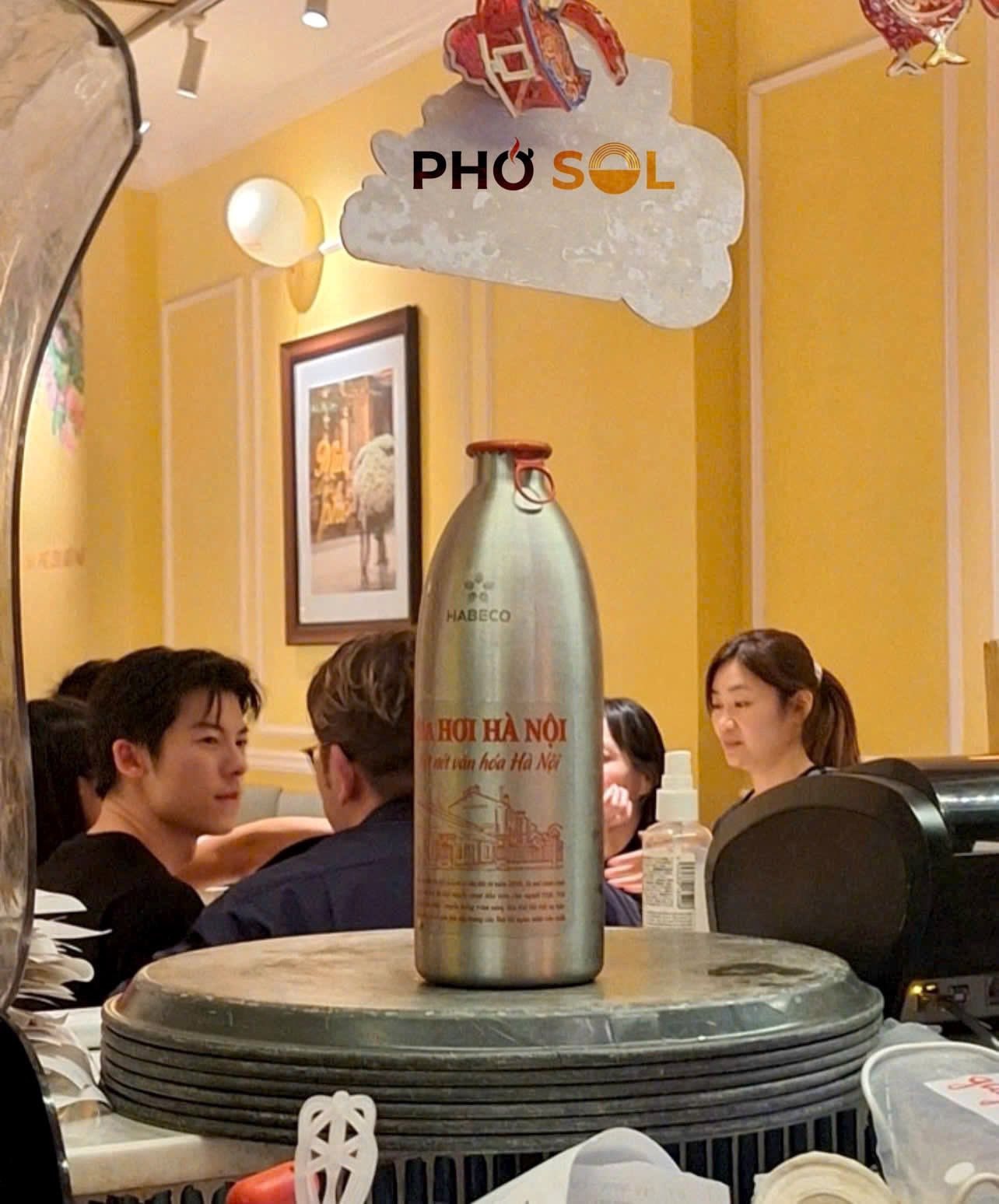 雅洲巨星许光汉在越南 ​​​