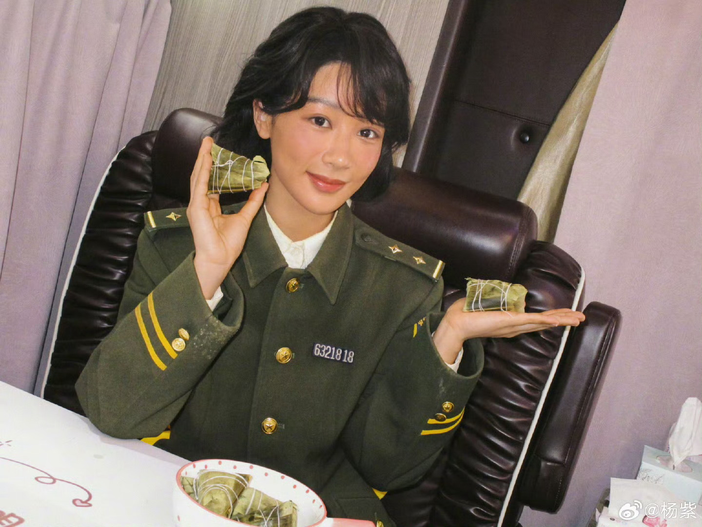 杨紫端午节营业是生命树的造型 ​​​