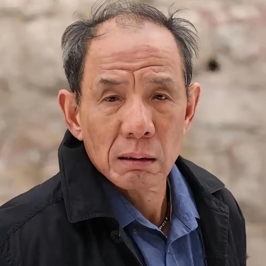 这几天刷到魏宗万老先生去世的消息，心里空落落的，就像突然发现童年画册里少了一页，