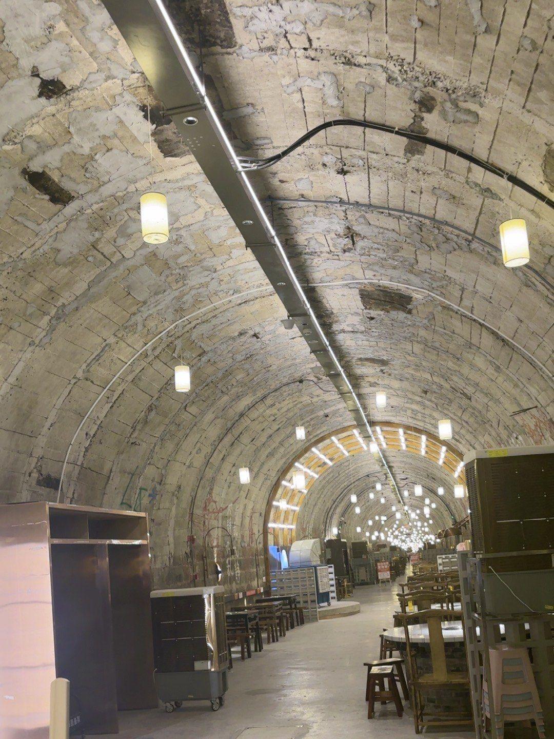 一旦爆发核战争，躲到中国哪些地方才有可能幸免于难？

第一个安全的地方：人防工程