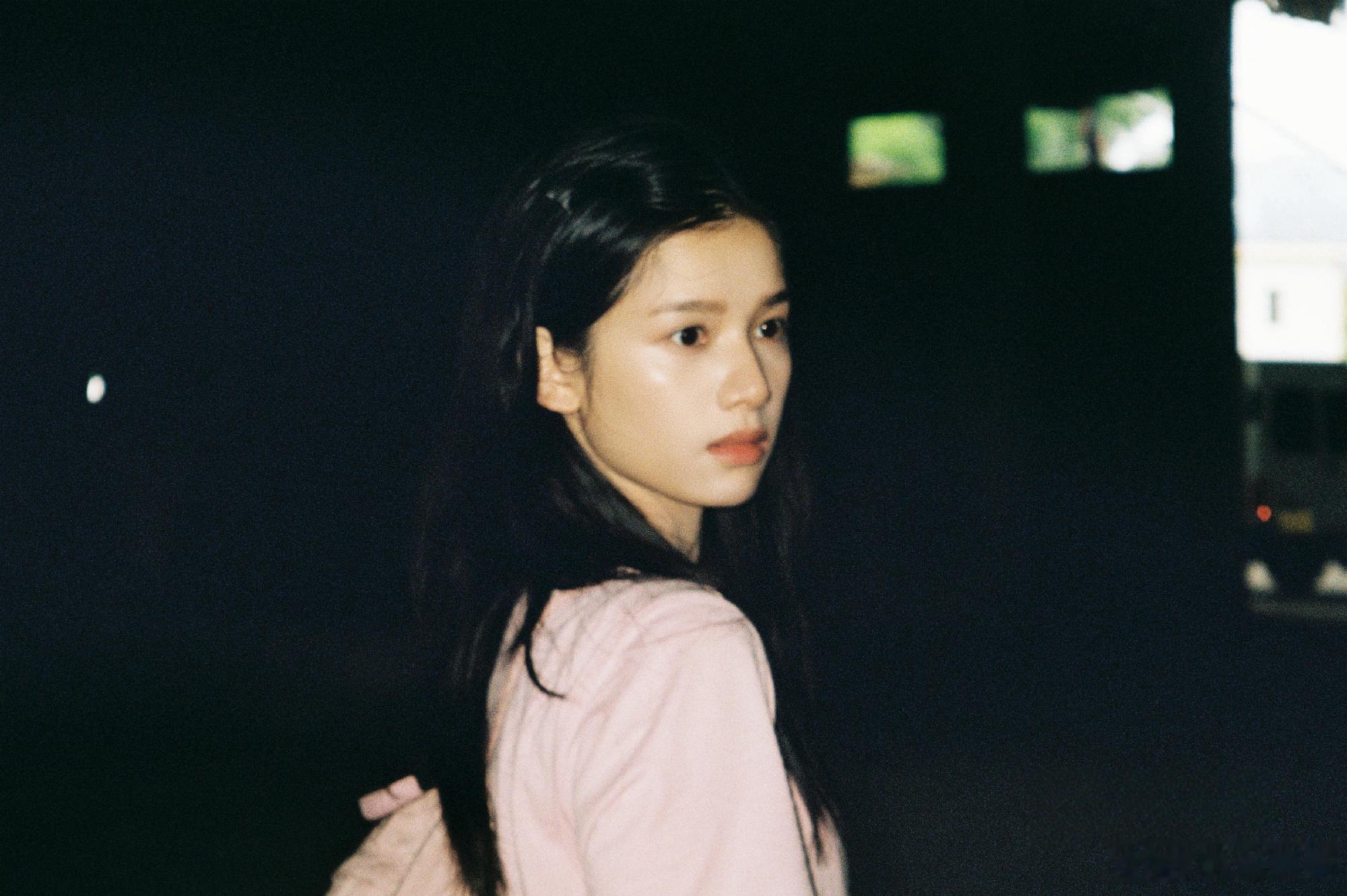张婧仪晒27岁庆生照张婧仪感觉时间过得很快看看 