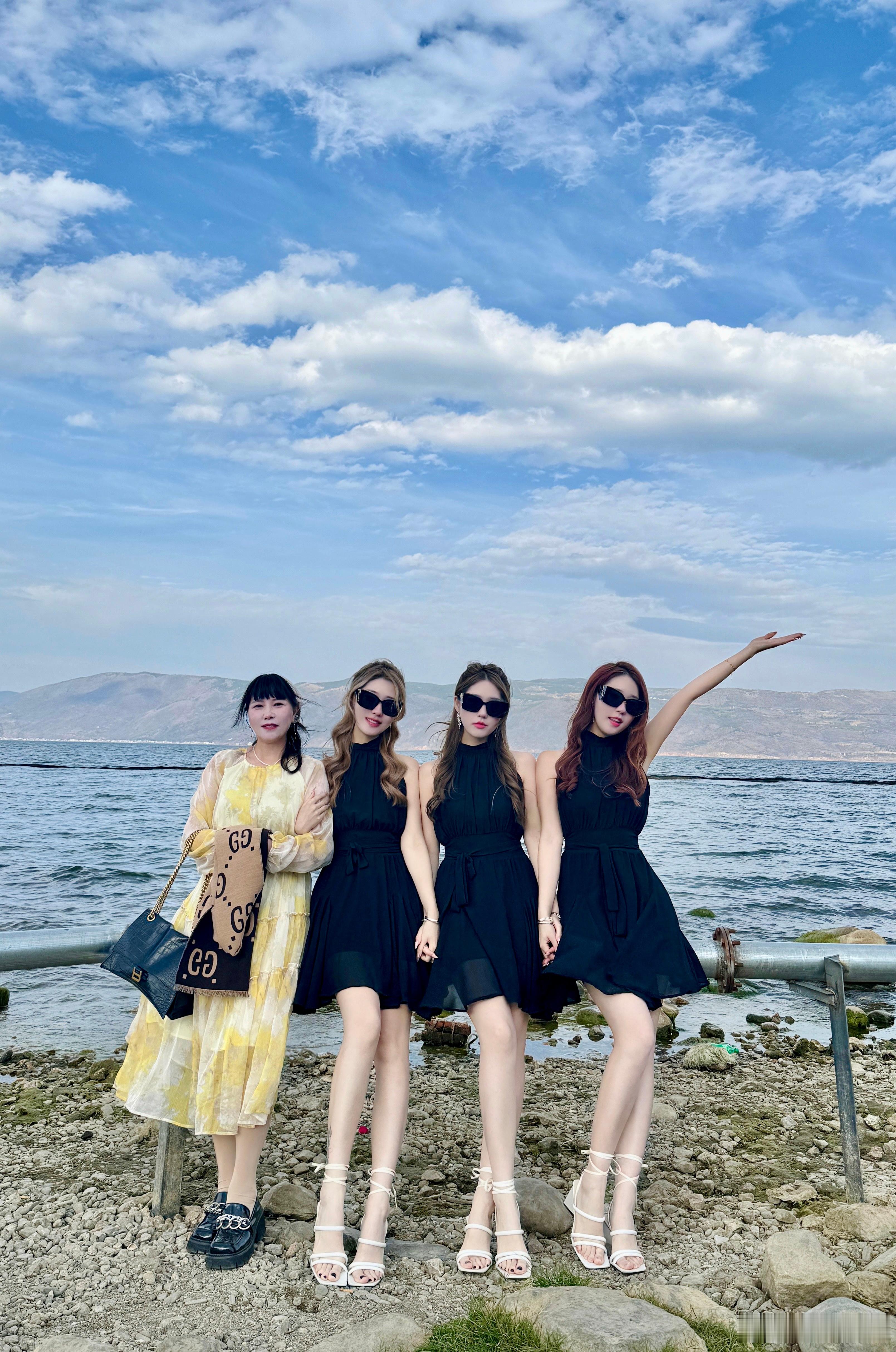 爱的电量永远满格 （今天是陪妈妈过节版小周💕#治愈系##母亲节# ​​​