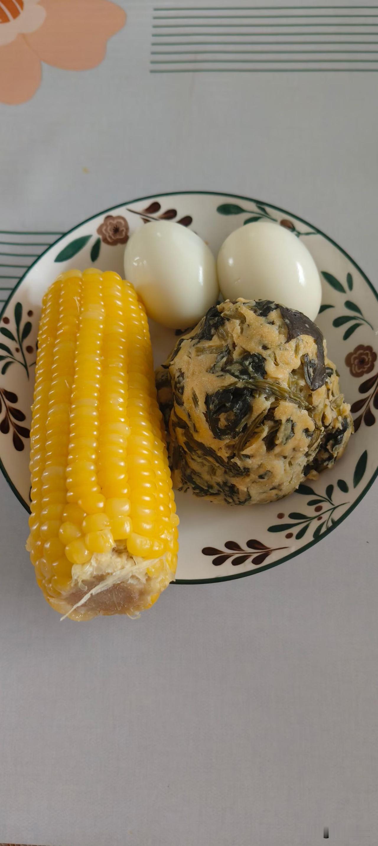 有些老人就是不怕死
早上惊魂一幕，这么早就出门，也是个过日子的老人，可能任务未完