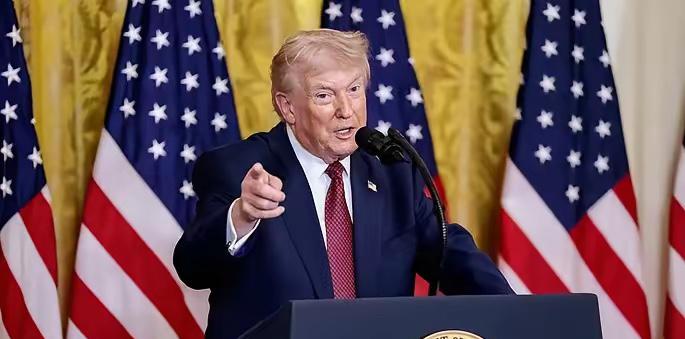 台湾很寒心，美国变卦

台湾现在处境特别尴尬，两头落空。
111亿美元的对台军售