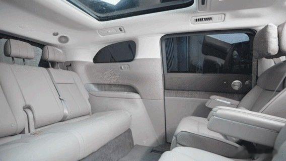 享界v8把家搬进车里。这个空间可以，打牌完全没问题了。享界v8静态实测 ​​​
