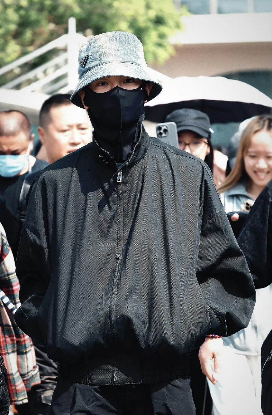 丁禹兮团综上岛路透 哦莫哦莫，小丁全副武装上海岛和欣欣子录团综啦！[打call]