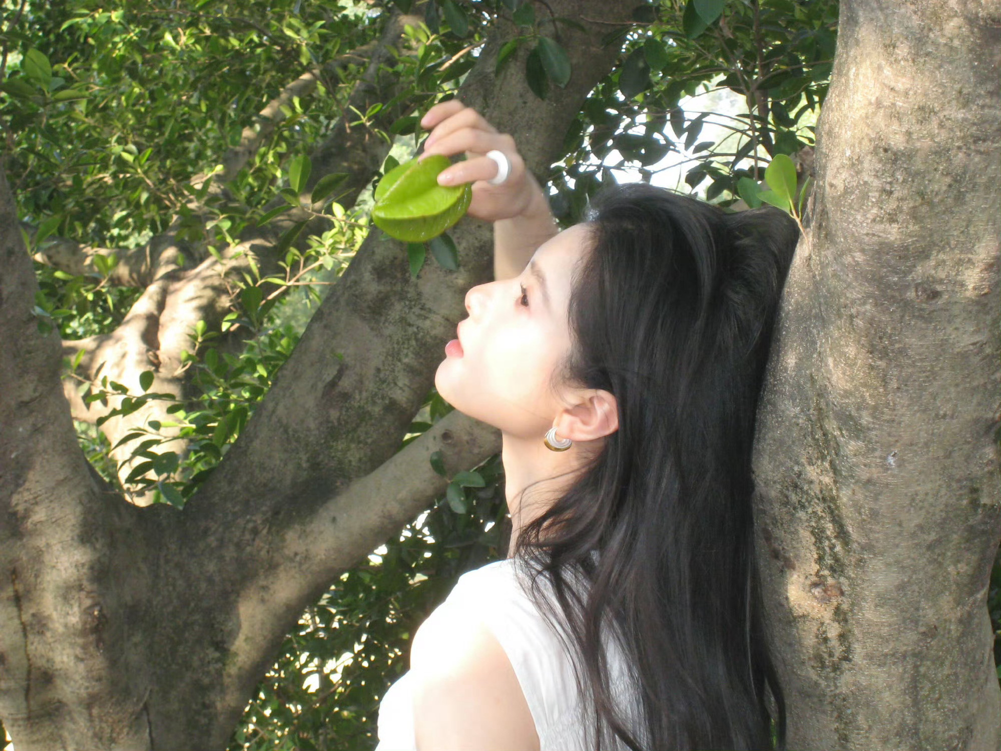 张婧仪今日营业空气像青苹果🍏🤍～ 