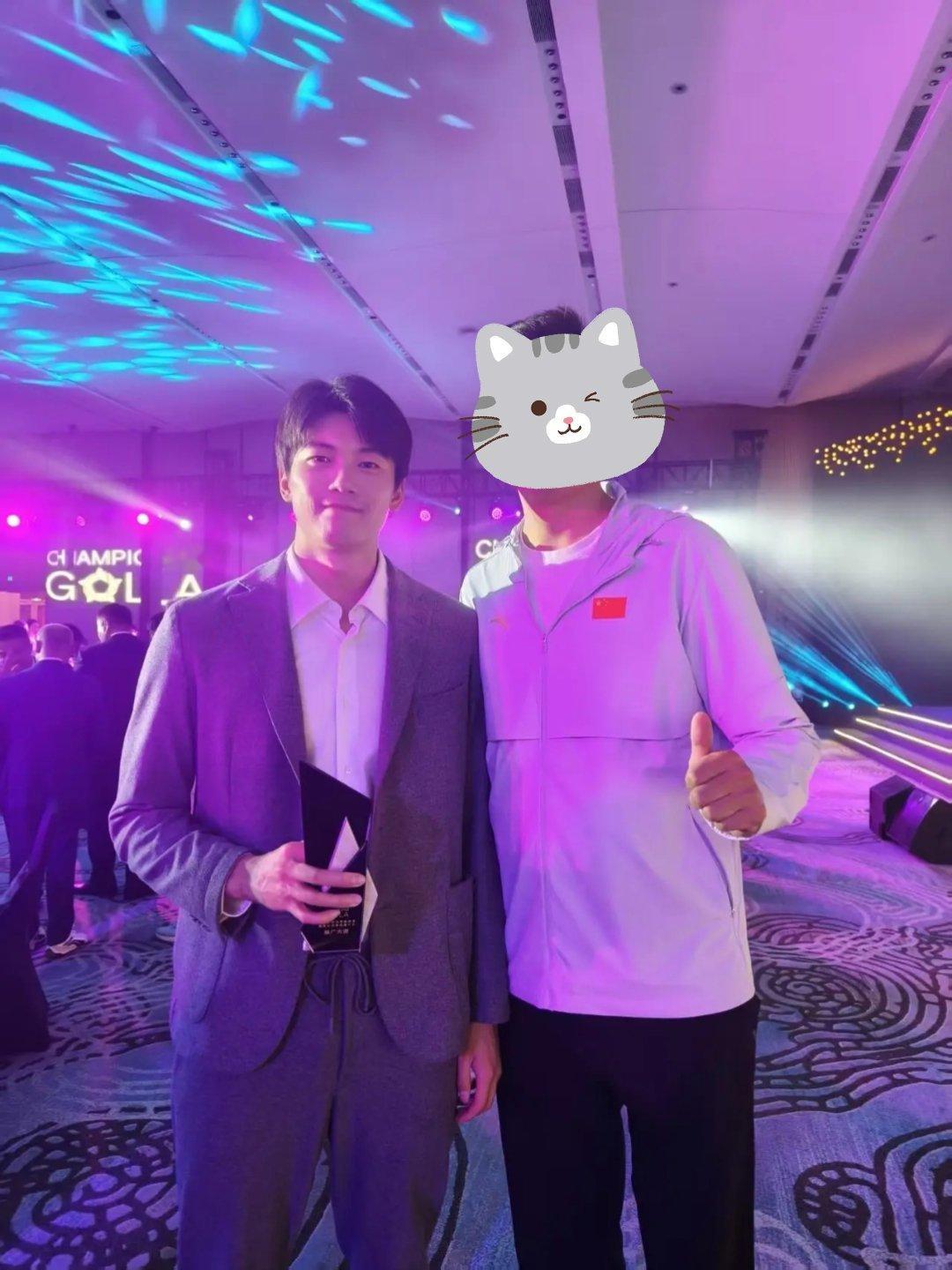 SWim进行时       『8817』20251212 广州体育冠军“荣耀传承