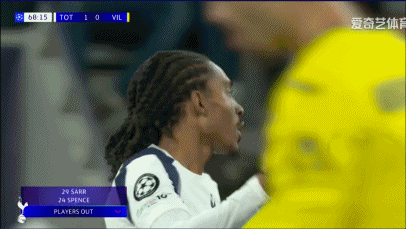 比赛第68分钟，帕利尼亚乌多吉替下萨尔和斯宾塞。coys ​​​​