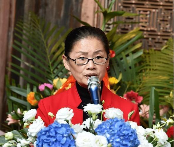 流落中国的外国公主，拒绝回国：我是中国人，中国就是我的家
 
你可能头回听“许世