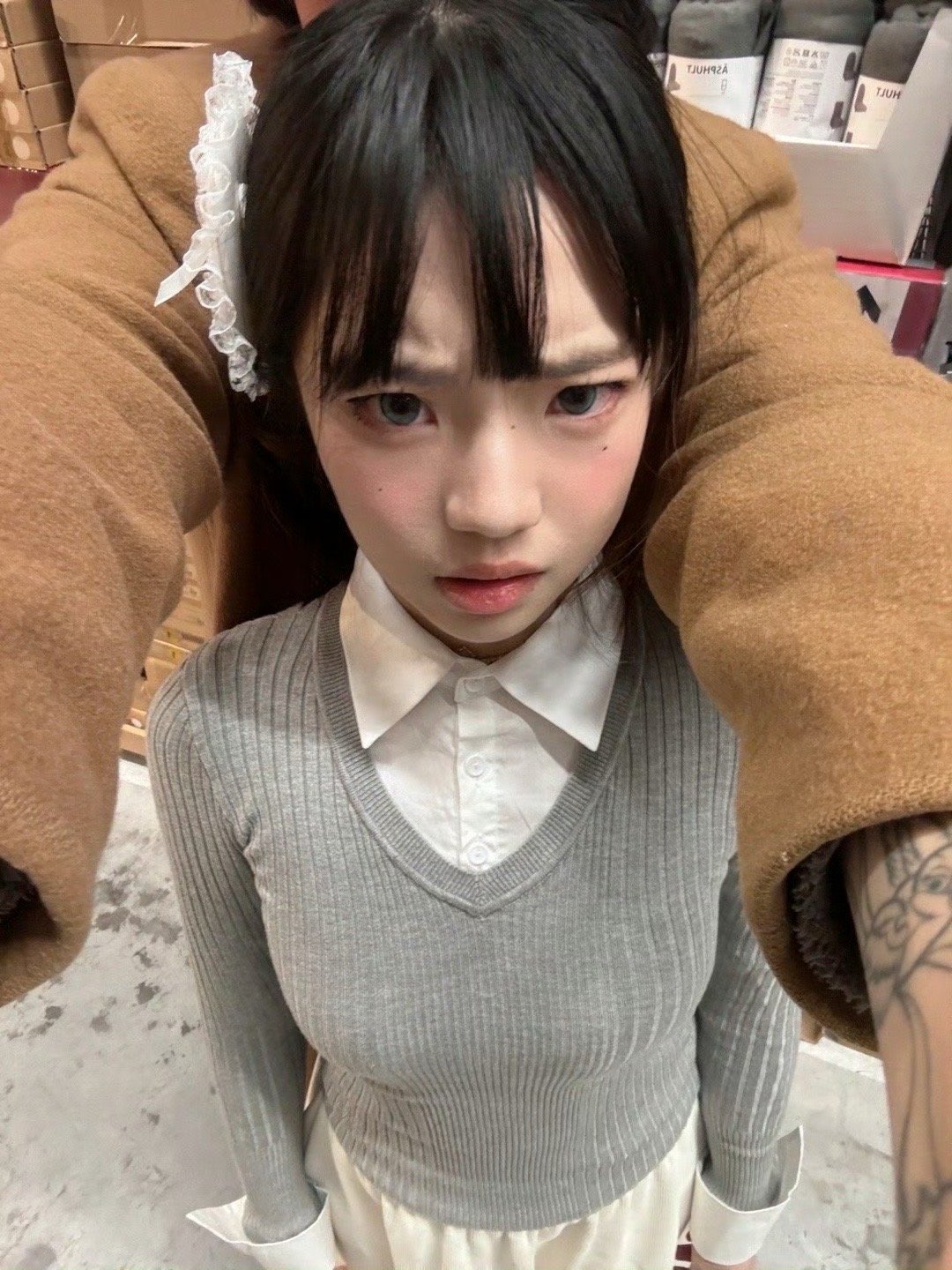 给宝宝们凑三张图 现在已经不生气了 只觉得很搞笑周末一定拍成功[拳头][拳头][